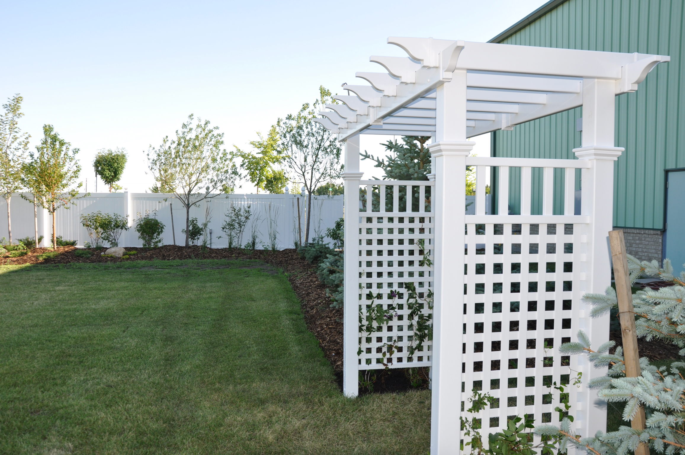 DLR vinyl pergola and arbour DLR vinyl pergola and arbour