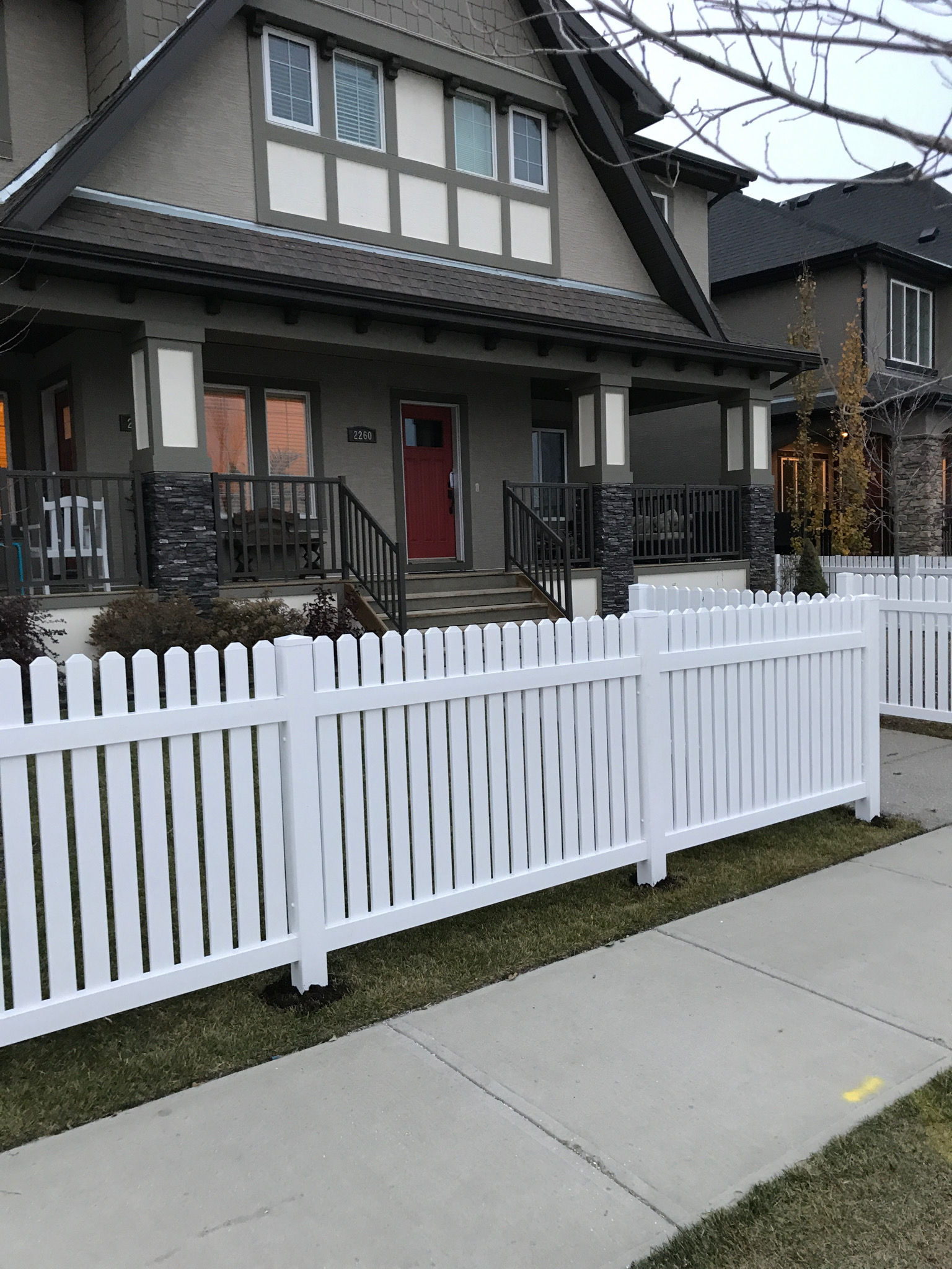 DLR Vinyl - Vinyl Fence Supplier, Custom Fencing Supplies Company ...